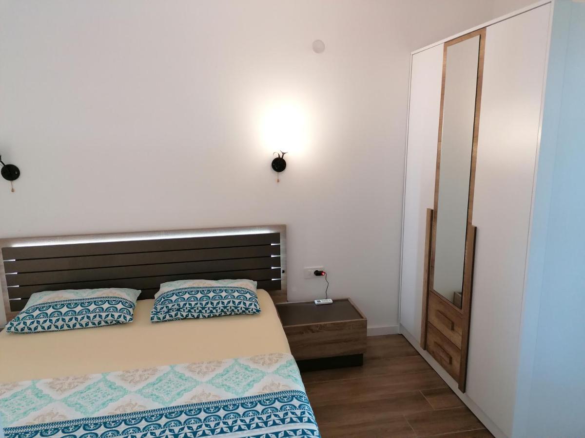Riki Dream Apartman Dobra Voda Kültér fotó